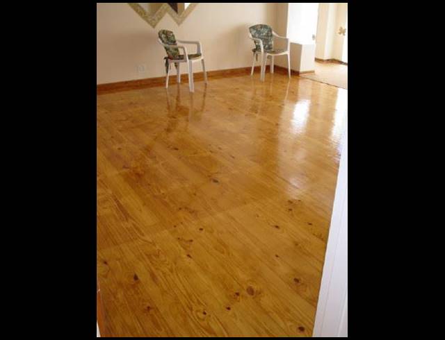 4 BEDROOM HOUSE RENTED IN CHARLO